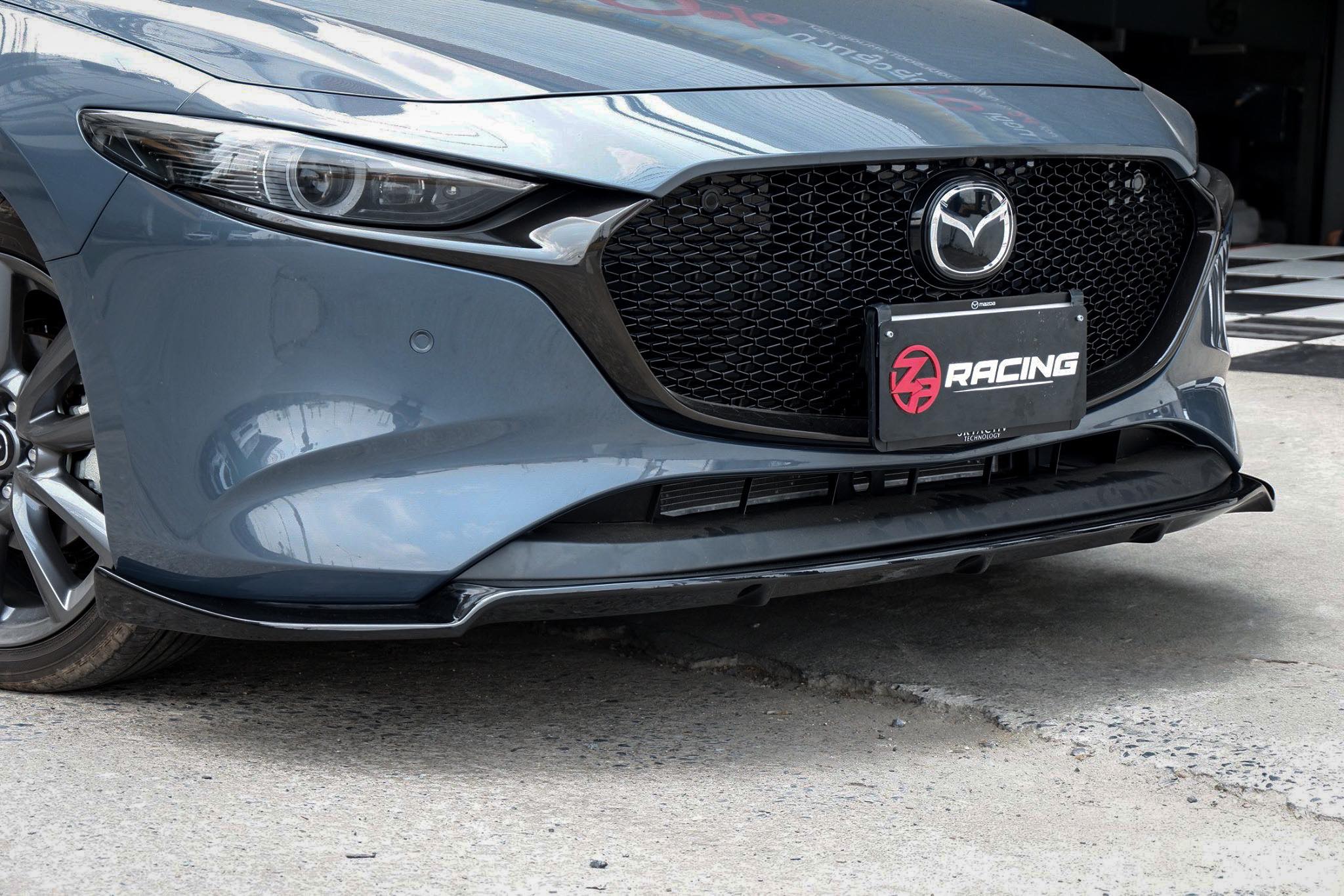 ชุดแต่ง Mazda 3 AZC Fastback