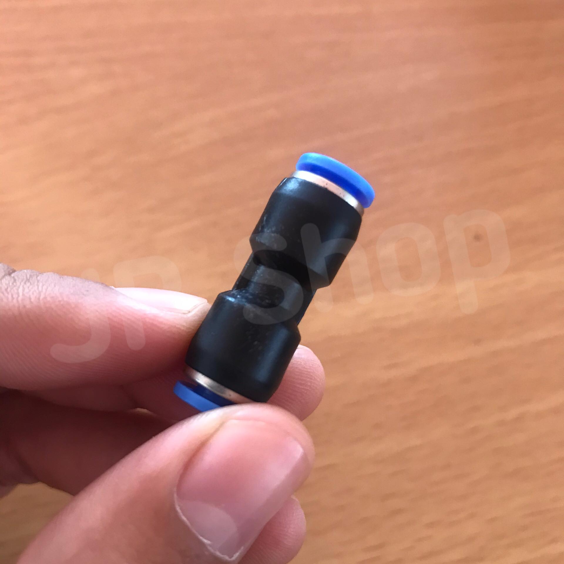 ข้อต่อลม PU 4 มม.-ต่อตรง ฟิตติ้งสายลม ต่อสายลม 4 มม. #4000