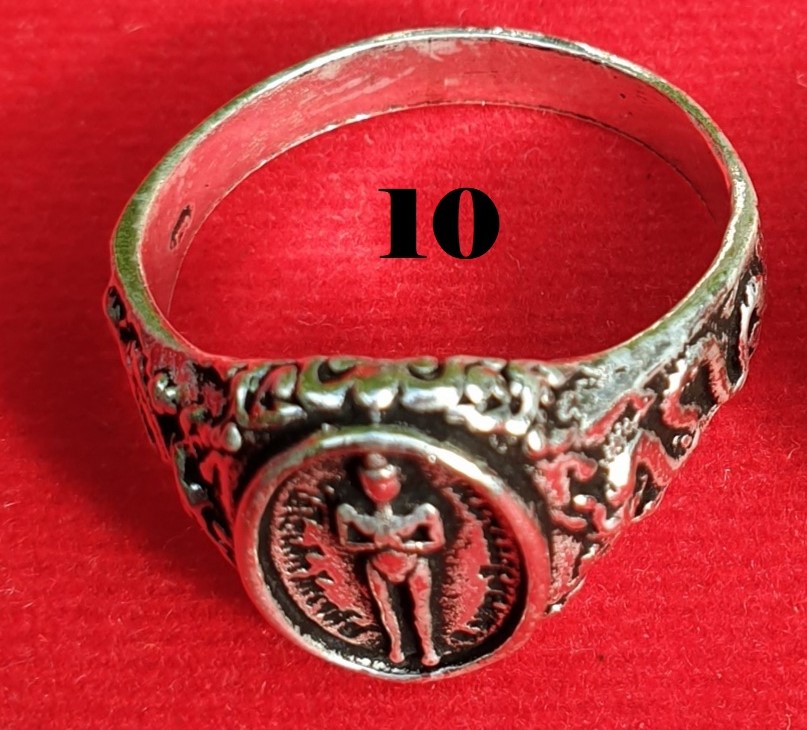 แหวน ไอ้ไข่ รับประกัน เงินแท้ 92.5% หนัก1บาท พร้อมกล่อง มี4ขนาดให้เลือก 7 8 9 10. +++แถมฟรีผ้ายันต์ +++ปลุกแสกให้แล้ว