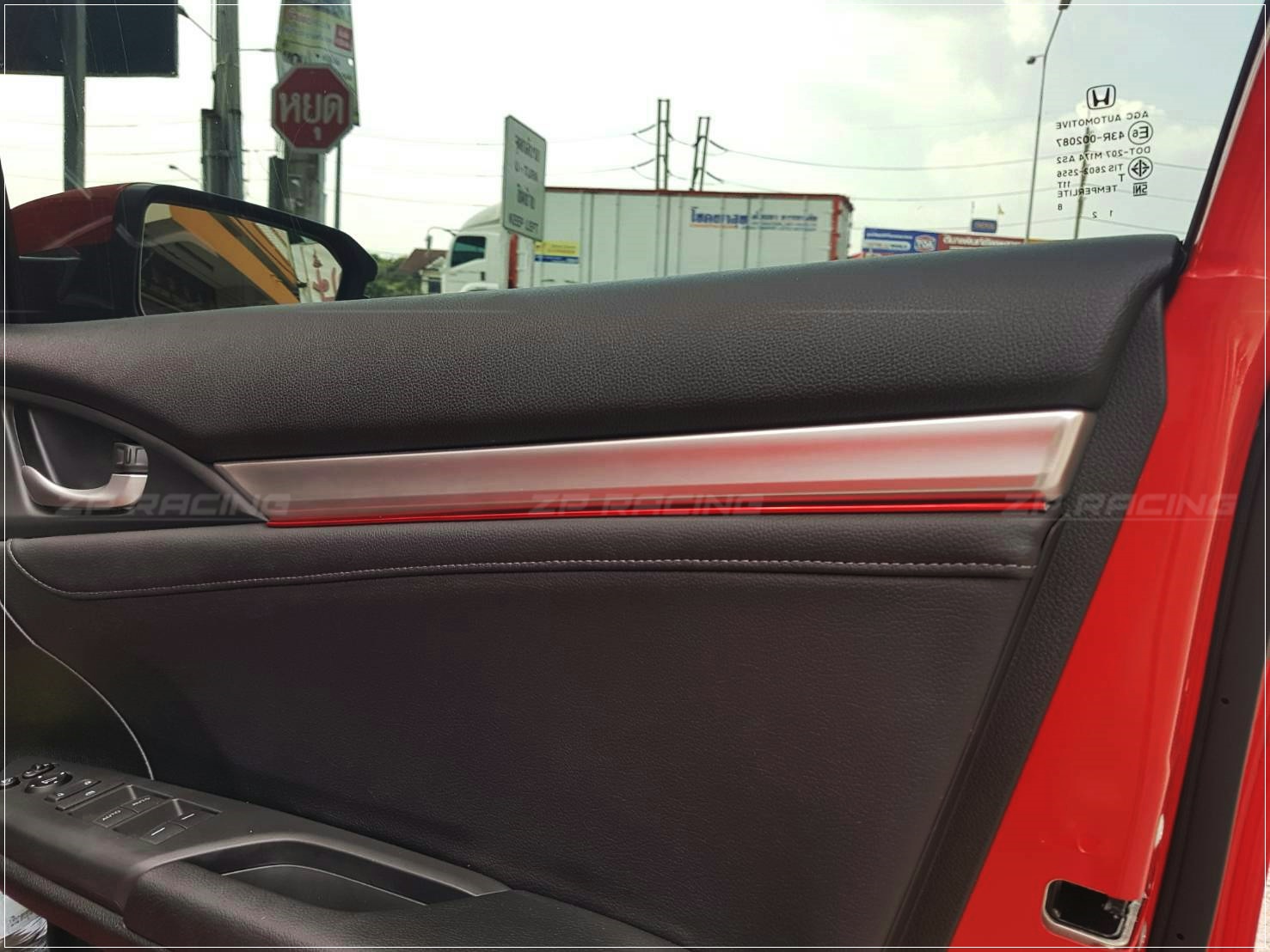 เส้นตกแต่ง console CIVIC FC/FK (5 เมตร) 2016-2022
