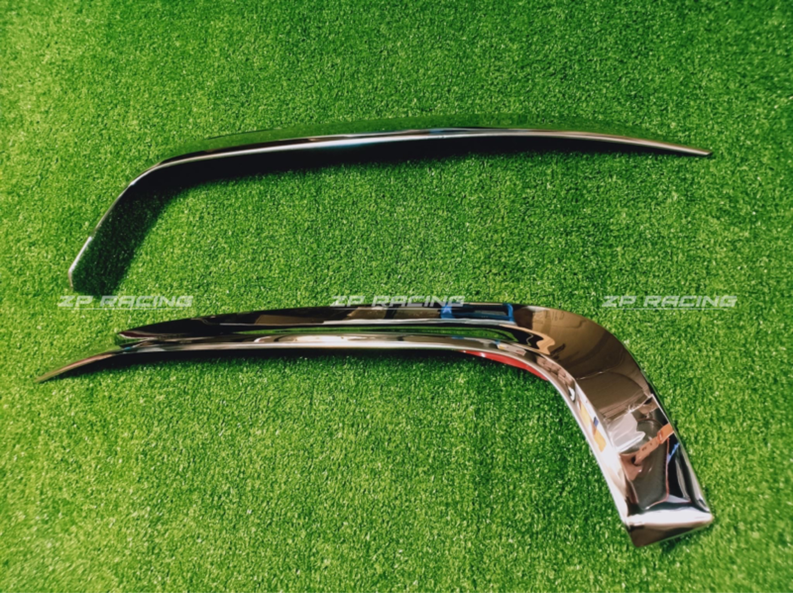 คิ้วไฟตัดหมอกหน้า CIVIC FC