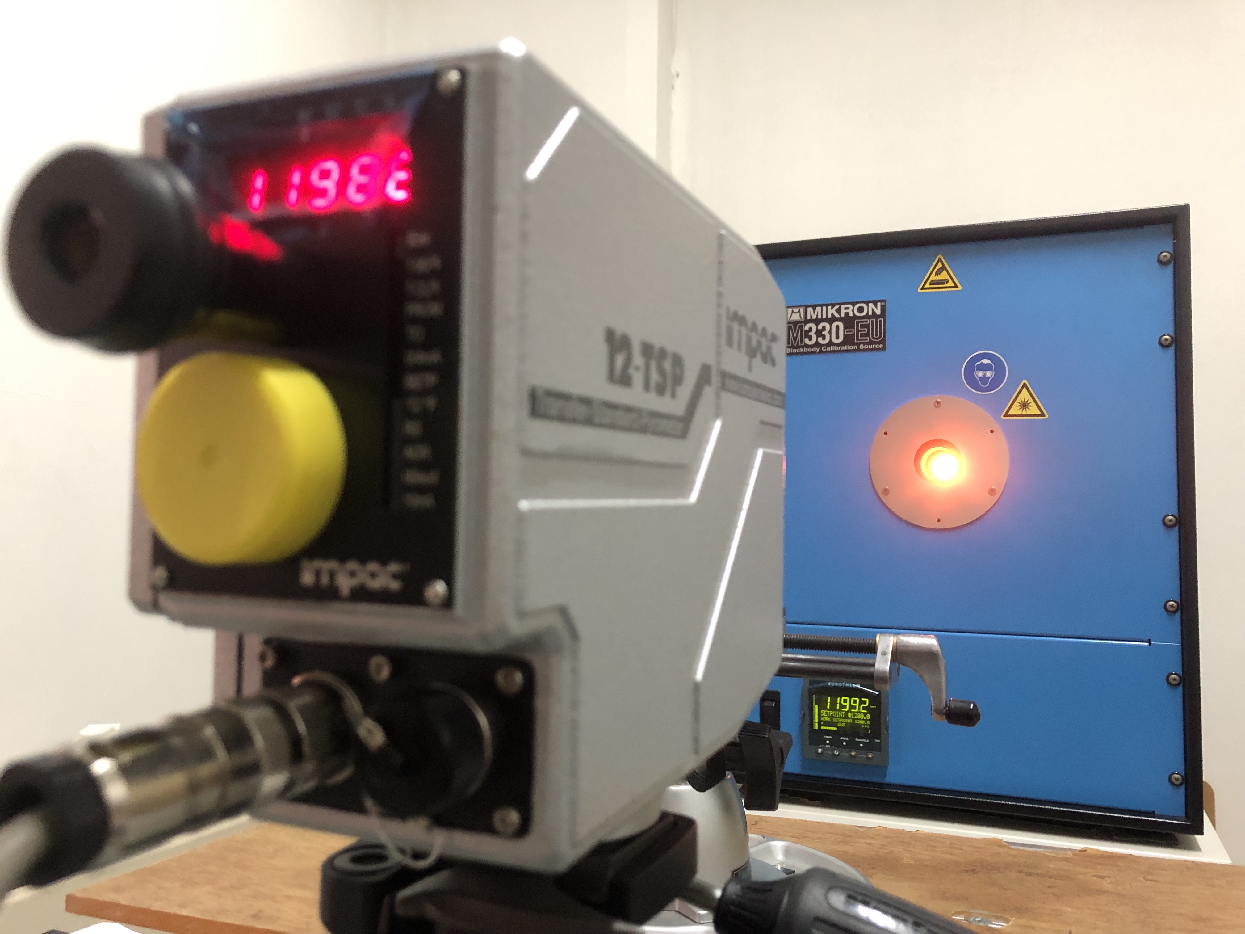 บริการหลังการขาย ซ่อม ทดสอบ และสอบเทียบเครื่องวัดพลังงานไฟฟ้า อินฟราเรดเทอร์โมมิเตอร์ (Repair,Calibtaion & Testing Service)