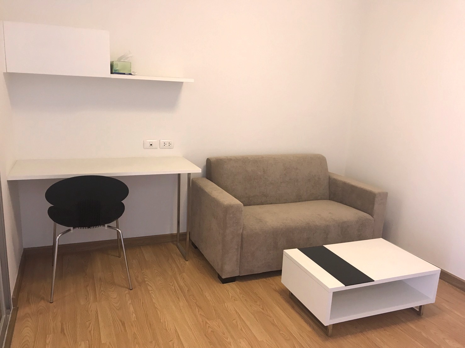 ขาย/ให้เช่า คอนโดเดอะทรัสต์ เรสซิเด้นซ์ ปิ่นเกล้า (The Trust Residence Condo Pinklao) 1 นอน 1 น้ำ; For Sale : The Trust Residence Condo Pinklao 1 Bed & 1 Bath