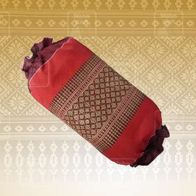 ปลอกหมอนหนุนลายขิด // The Khit Pillow case ขนาด 19 x 38 cm