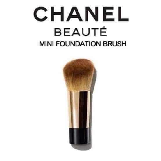 Chanel Mini Foundation Brush 8cm. แปรงลงรองพื้นขนาดพกพา (1อัน)
