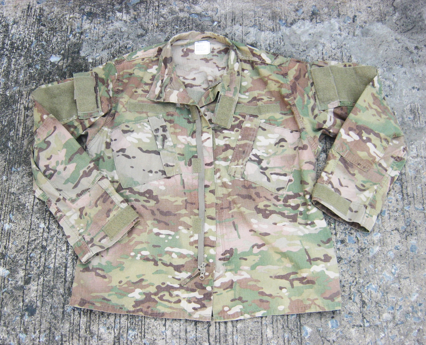 เสื้อทหารสหรัฐลาย มัลติแคม