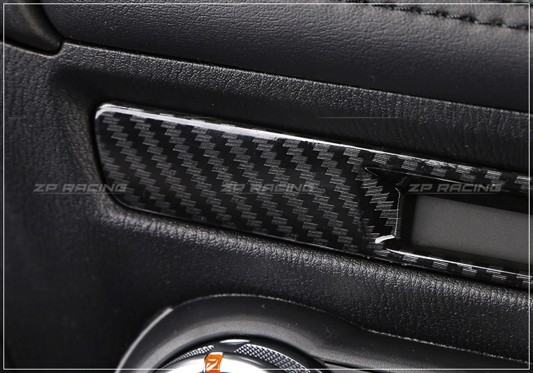 ครอบ Console กลาง CX-3