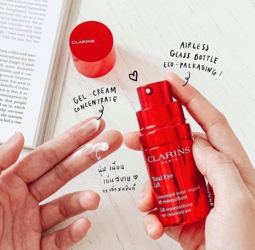 CLARINS Total Eye Lift 7ml. ขนาดทดลอง ครีมบำรุงรอบดวงตา (1กล่อง)