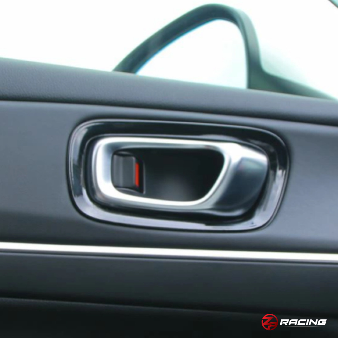 กรอบเบ้ามือเปิดประตูด้านใน Honda HR-V e:HEV (RV)