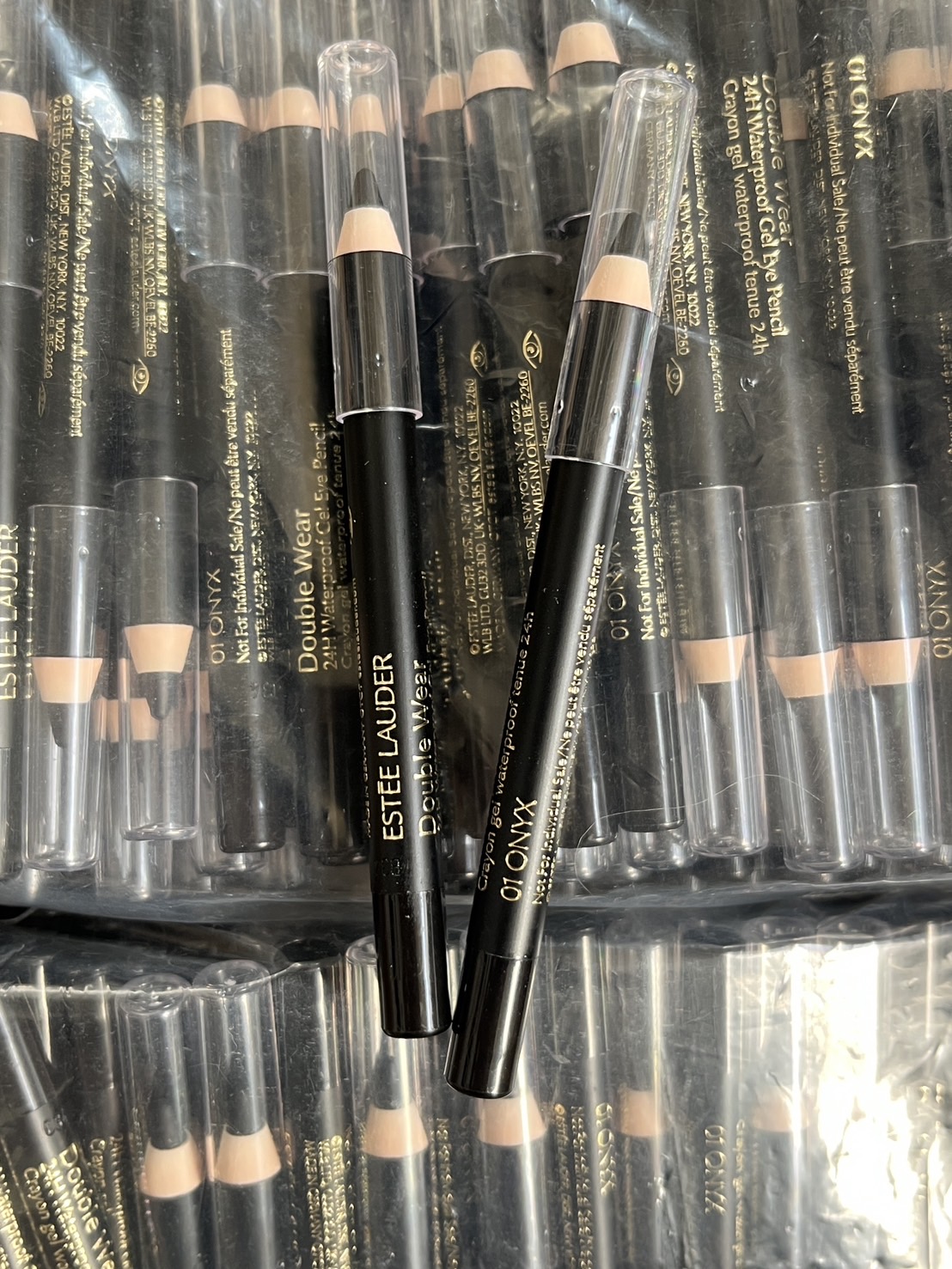 (1แท่ง) ดินสอเขียนขอบตา Estee Lauder Double Wear 24H waterproof gel Eye Pencil 0.8g. สี 01-Onyx ของแท้