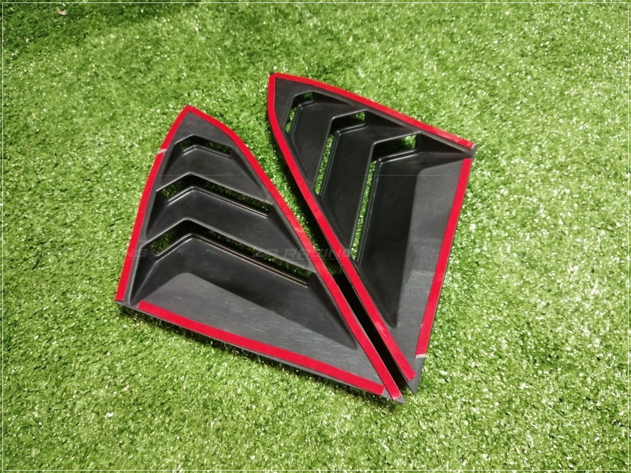 ครอบช่องกระจกหลัง CIVIC FC MUSTANG Style ตรงรุ่น รับประกัน 1 ปี ปี 2016-2022