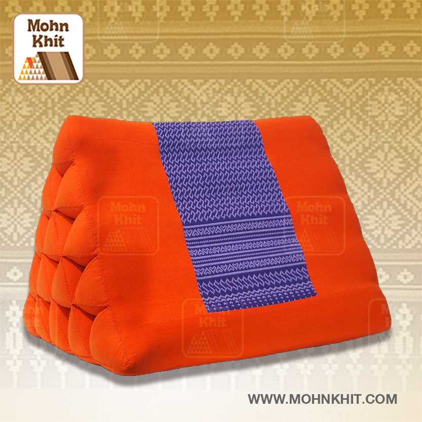 หมอนสามเหลี่ยม15ช่องเดี่ยวงานดีไซด์ 55cmx38cmx40cm// Thai Tri-angle Cotton kapok 100%Traditional Floor Cushions .