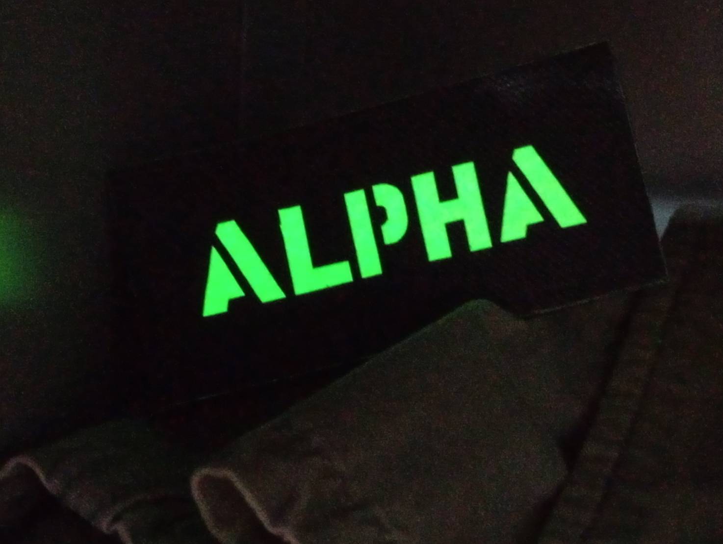 ป้ายเสื้อนักบิน เรืองแสงในที่มืด