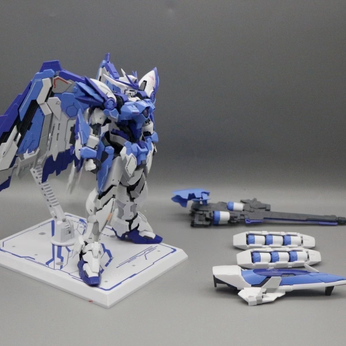 พร้อมส่ง 1/100 HiRM Wing EW (BLUE RECOLOR) [MJH]