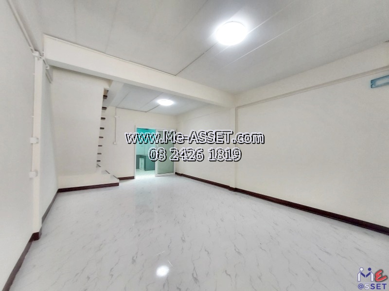 ขายทาวน์เฮ้าส์รีโนเวทใหม่ ย่าน บางใหญ่ บางรักพัฒนา เสาธงหิน บางบัวทอง เซ็นทรัลเวสเกต : ม.รัตนาธิเบศร์ : 2 ชั้น 16 ตร.วา