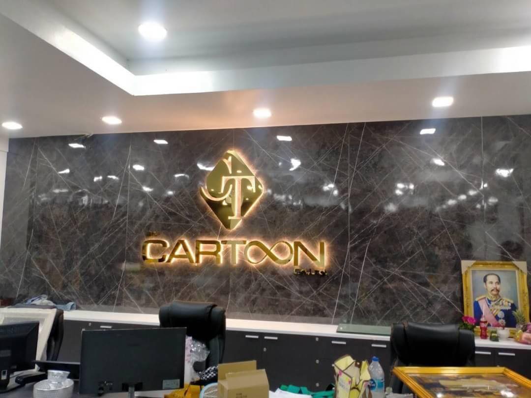 ตัวอักษรอะคริลิคพ่นสี ไฟออกหลัง