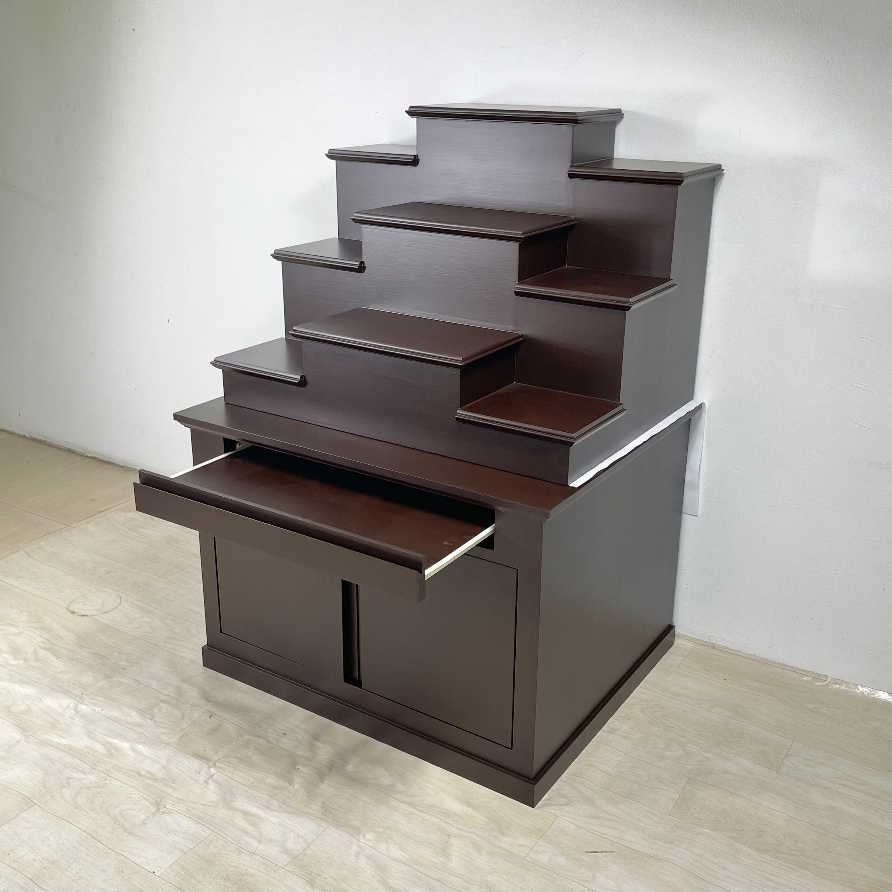 ตู้พระแบบสูง 7x8 ขั้นบันได 9 ขั้น ด้านน้ำตาล