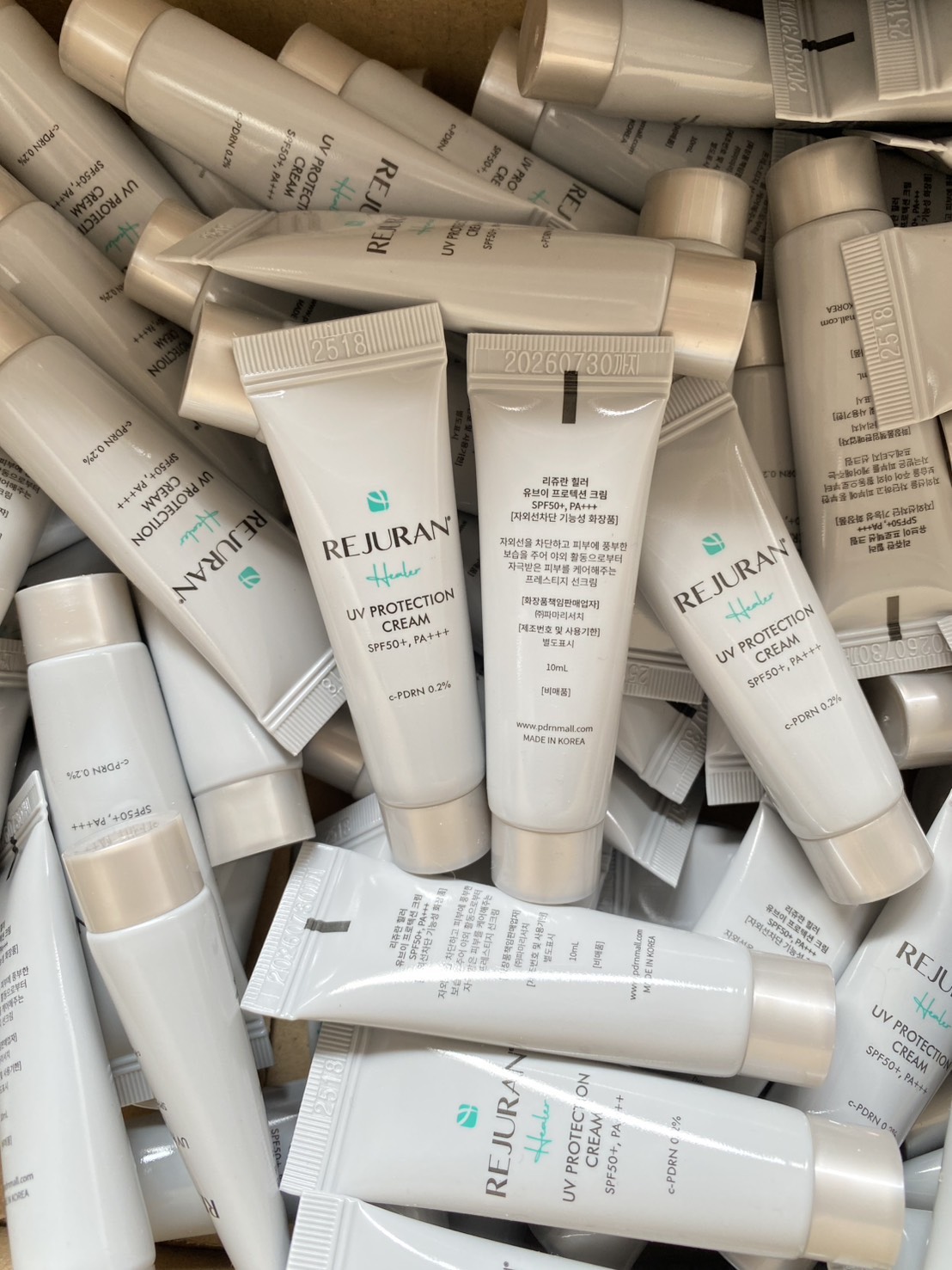 กันแดดเรจูรัน หลอดขนาดทดลอง REJURAN UV Protection Cream SPF 50+, PA+++ ขนาด ***10ml. (1หลอด)