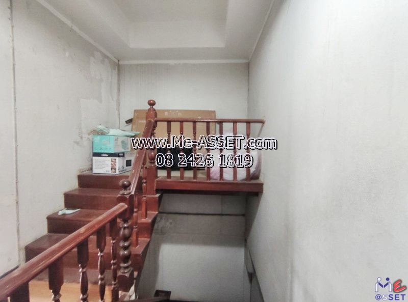 ขายบ้านแฝด ย่าน แฟชั่นไอส์แลนด์ ปัญญาอินทรา มีนบุรี รามอินทรา101 : ม.เจริญทรัพย์วิลเลจ : 2 ชั้น 39 ตร.วา