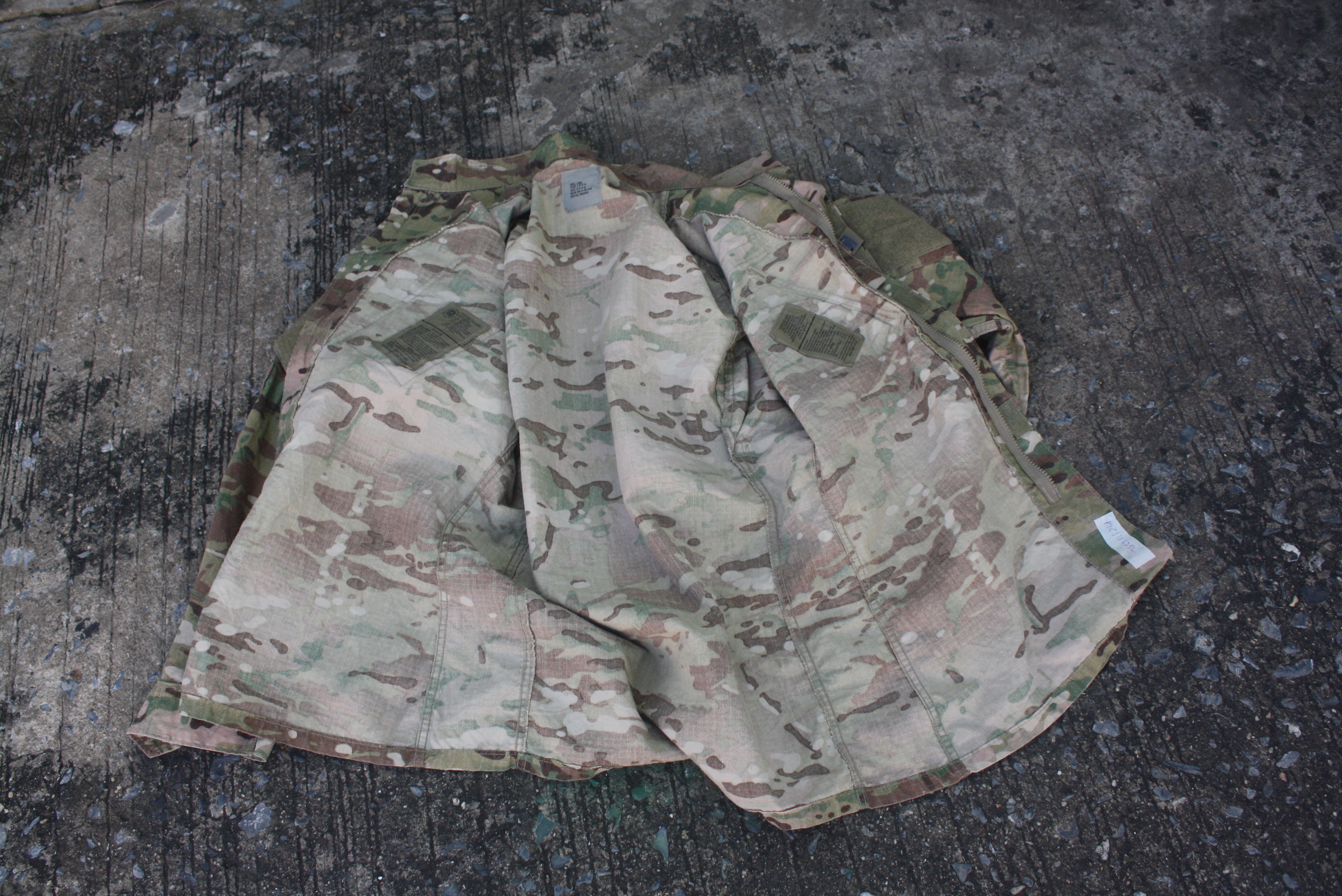 เสื้อทหารสหรัฐ ลายมัลติแคม ลายพิเศษ