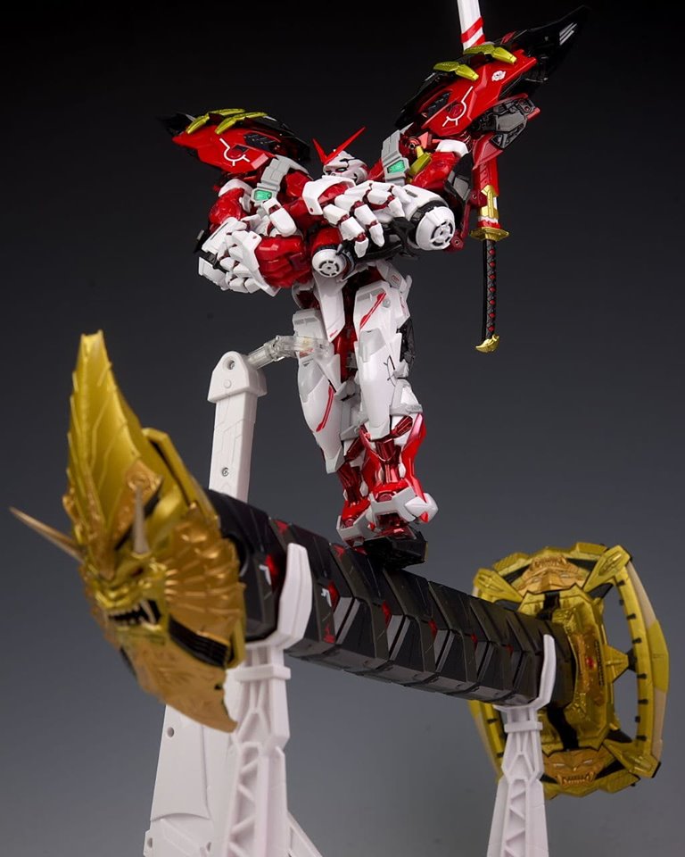 MG 1/100 Astray Red Frame Powered Red Daban 8814