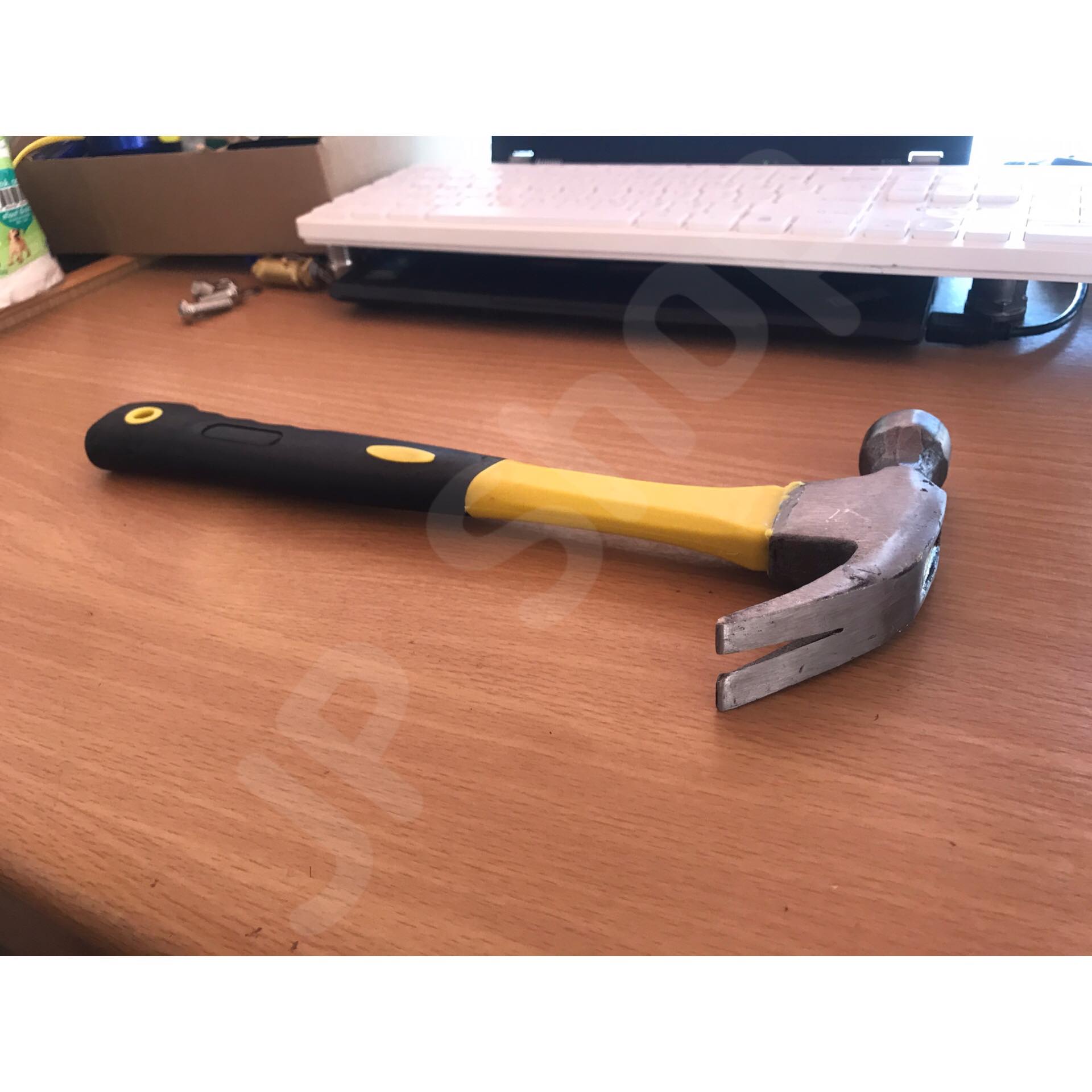 ค้อนตีตะปู ด้ามไฟเบอร์ คละสี 5 ขีด เหลือง-ดำ ราคาต่อ1 ชิ้น #001250