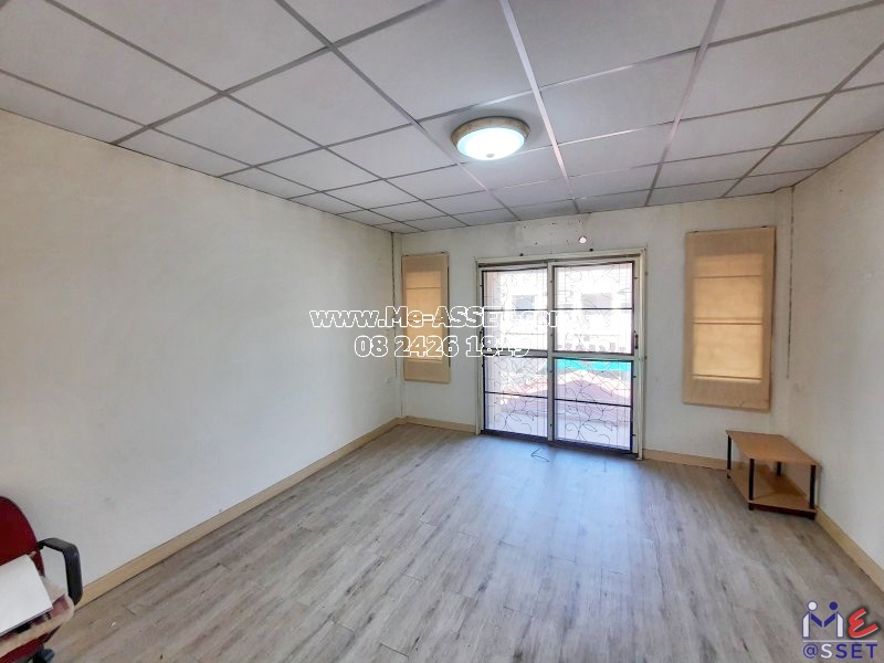 ขายทาวน์เฮ้าส์ ย่าน เคหะร่มเกล้า ราษฎร์พัฒนา น้อมเกล้า : พูนสินธานี 3 / 2 ชั้น 17 ตารางวา