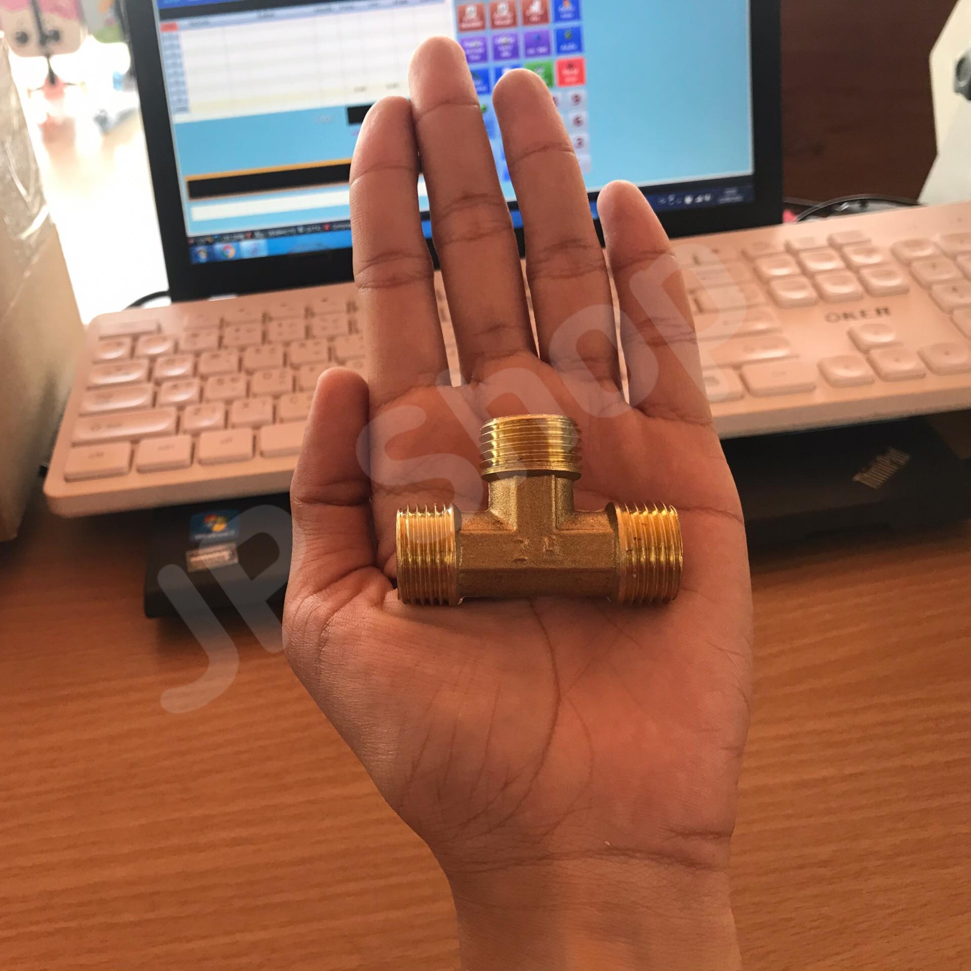 ข้อต่อทองเหลือง สามทางเกลียวนอกขนาด 4 หุน ข้อต่อ ทองเหลือง สามทาง #0454