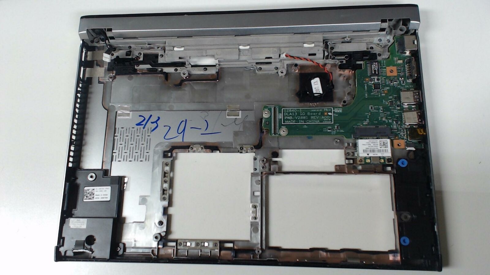 บอดี้โน๊ตบุ๊ค Bottom Base Dell Latitude 3330 บอดี้ล่าง Dell Latitude 3330 ของแท้รับประกันศูนย์ Dell Thailand On-site Service