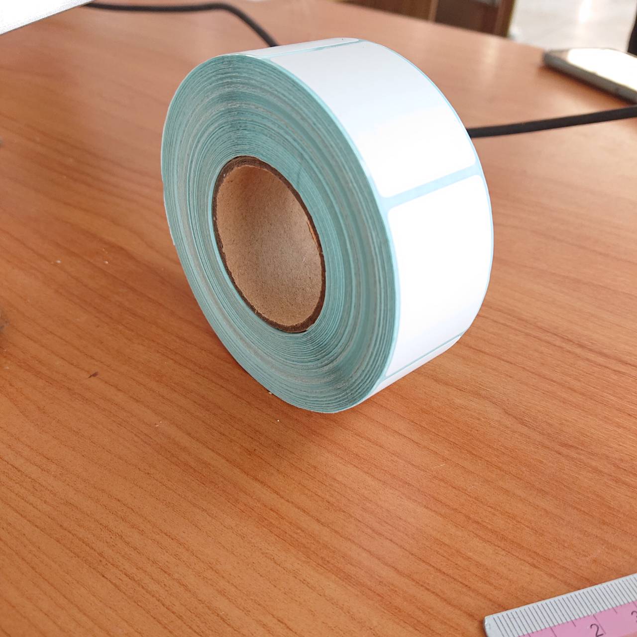 สติ๊กเกอร์บาร์โค้ดความร้อนแนวตั้ง เทอร์มอล สติ๊กเกอร์ ลาเบลม้วน ป้ายสติ๊กเกอร์ ฉลาก ฉลากการจัดส่ง สติ๊กเกอร์บาร์โค้ด กระดาษความร้อน ขนาด 30*40*800ดวง#3040800