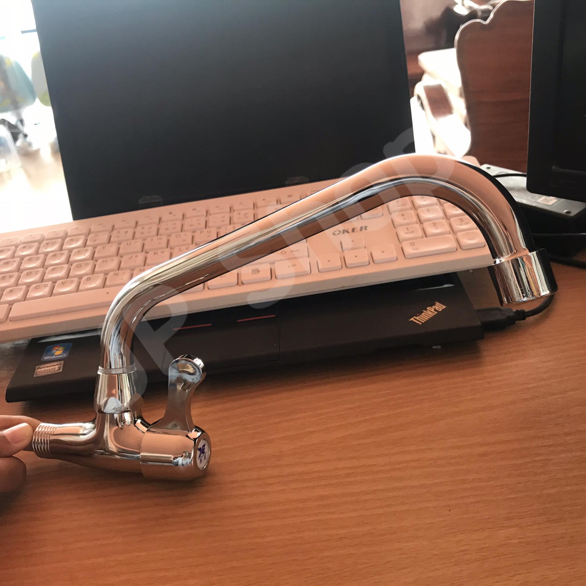 ก๊อกน้ำซิงค์สแตนเลส แบบนอน ก๊อกน้ำ ก๊อกน้ำซิงค์หมุนได้ ก๊อกน้ำซิงค์ 02 ขนาด 4 หุน #02190