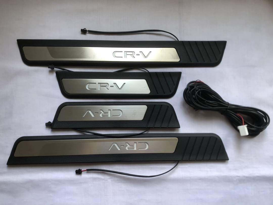 คิ้วบันได ชายบันได Honda CR-V G6 2023-2026 มีไฟ LED