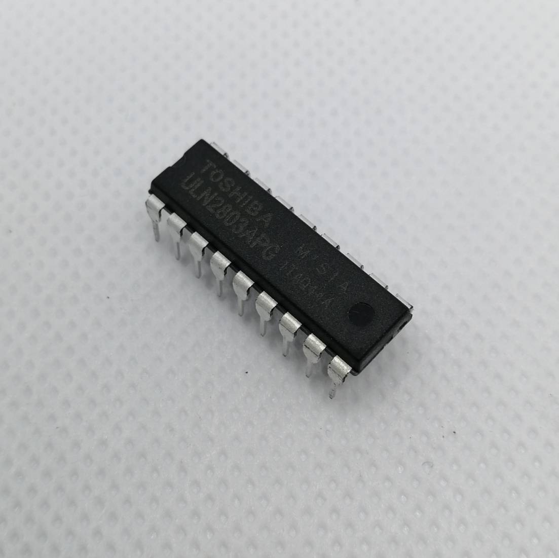 ULN2803A Eight Darlington Arrays with Common Emitters,Output Current to 500mA,Output Voltage to 50V,Integral Suppression Diodes