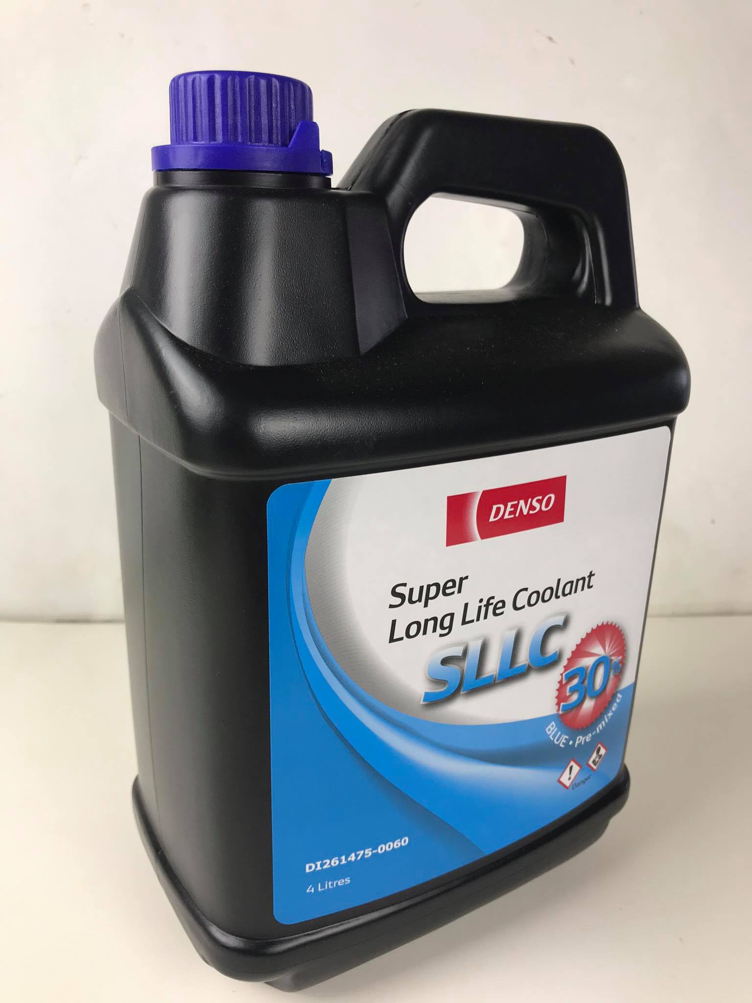 น้ำยา หม้อน้ำ สีฟ้า ขนาด 4 ลิตร CL0002 สำหรับรถ ทั่วๆไป Honda , Nissan , Mitsubishi , Suzuki DENSO แท้ รหัส DI261475-0060 Super long life coolant (SLLC) Toyota