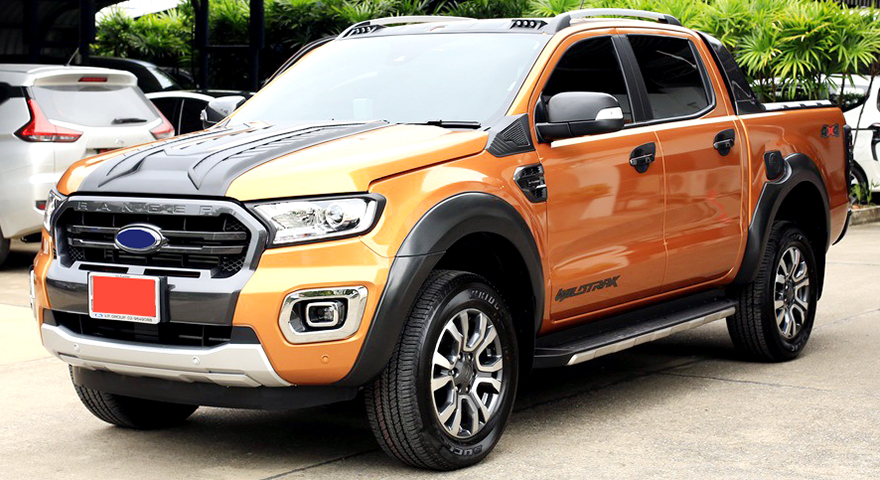 คิ้วล้อ 9 นิ้ว แบบเรียบ สีดำด้าน FORD RANGER 2015-2018