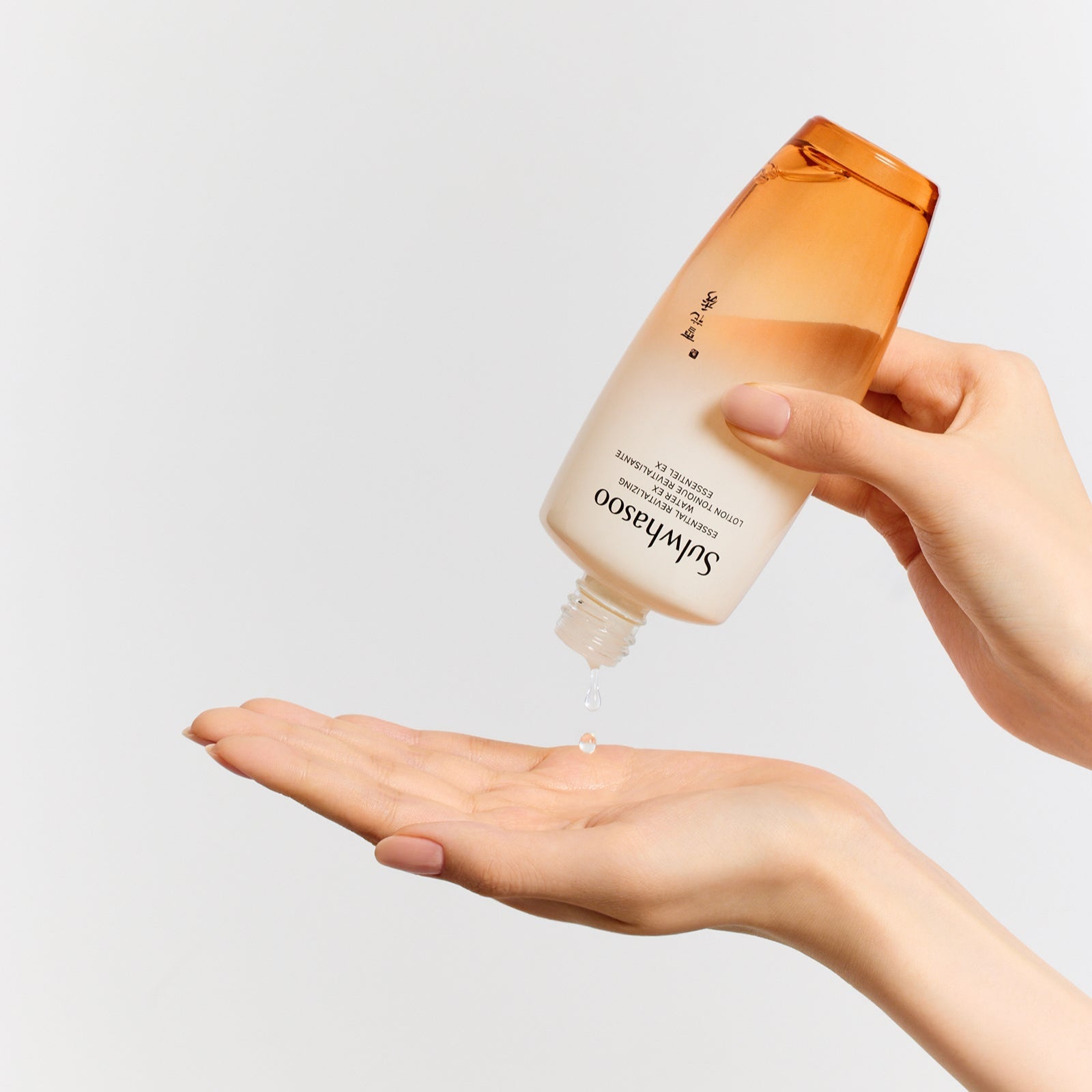 Sulwhasoo Essential Revitalizing Water EX 150ml. โทนเนอร์กึ่งเจลสูตรใหม่