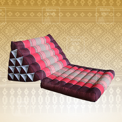 หมอนสามเหลี่ยม 15 ช่องติดเบาะ 1 พับ 55cmx76cmx36 cm Triangle Khit Thai Floor Cushions Traditional handmade 15 holes with 1 part of mattress.