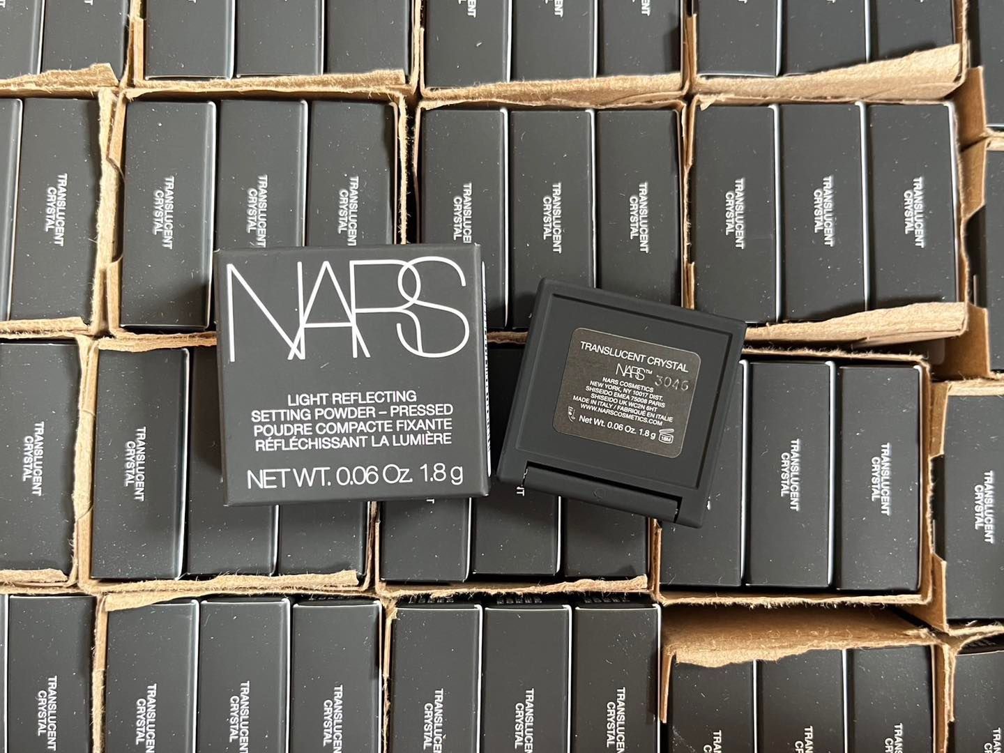 ขนาดเล็ก NARS Light Reflecting Setting Powder Pressed 1.8g. #TranslucentCrystal แป้งอัดแข็ง