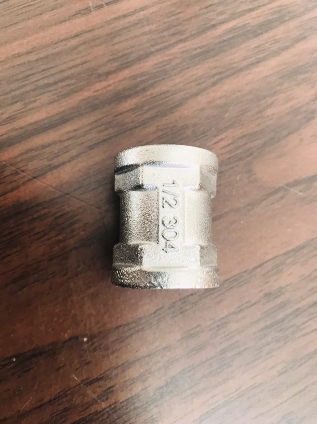 ต่อตรงสแตนเลส 304 เกลียวในขนาด 1/2 (4 หุน) #32547