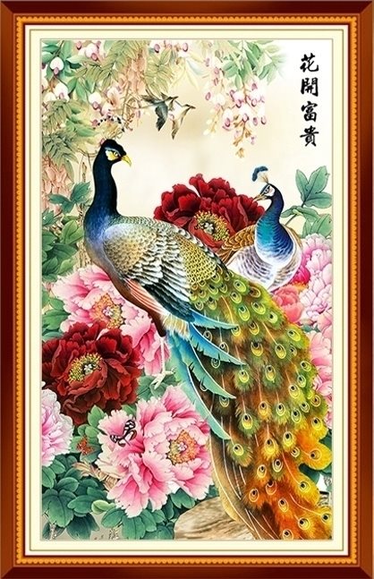 ชุดภาพติดคริสตัลกลม ลายนกยูงคู่ในสวนโบตั๋น ( งานติดเต็มภาพ ) ขนาด 50*80 ซม.ผ้าแคนวาสลงผังลายเต็ม คริสตัลกลม 40 สี อุปกรณ์ครบชุด