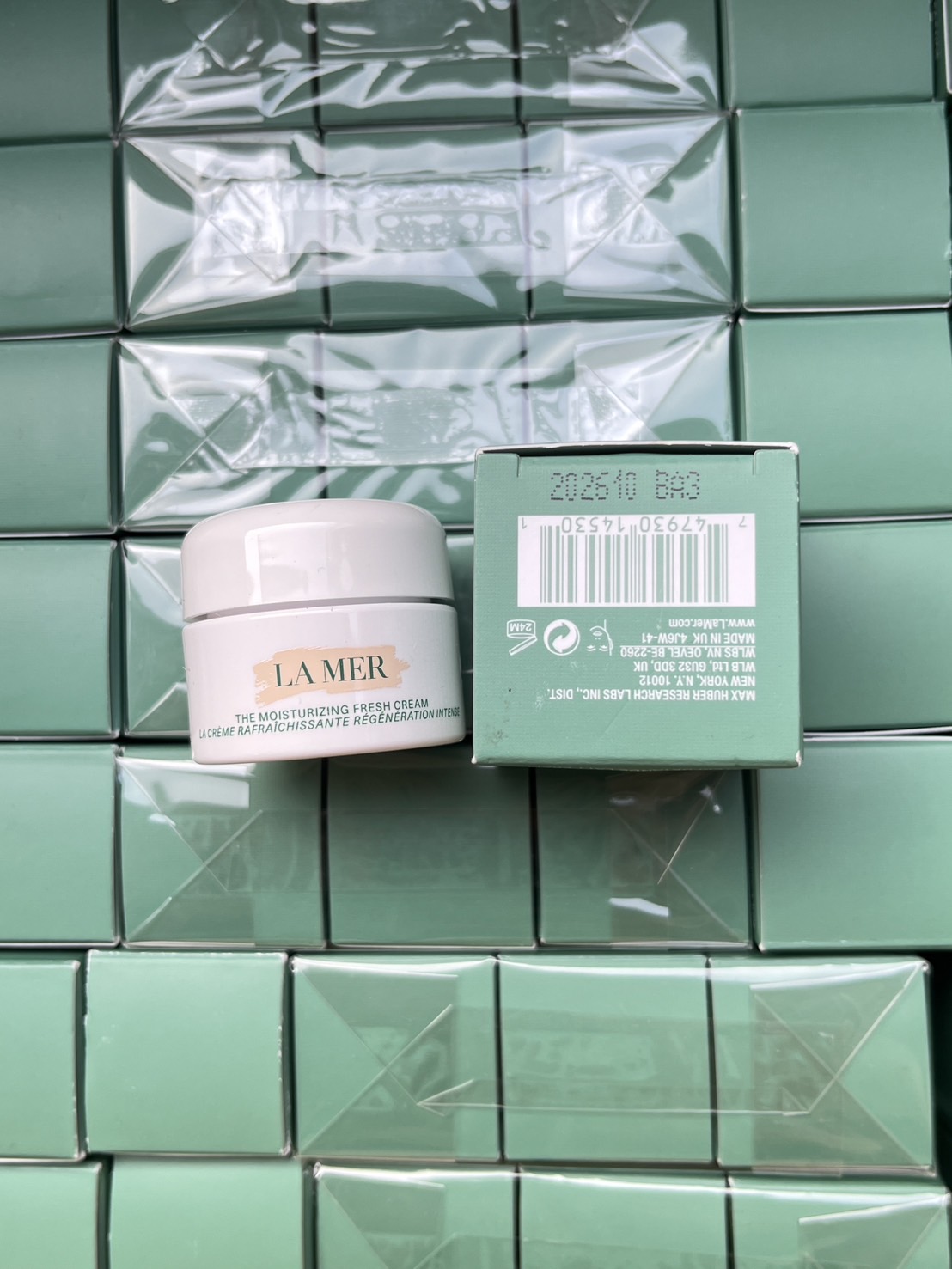 La Mer The Moisturizing Fresh Cream 7ml. มอยส์เจอไรเซอร์ปรับสูตรใหม่ เหมาะสำหรับผิวมัน ขนาดทดลอง