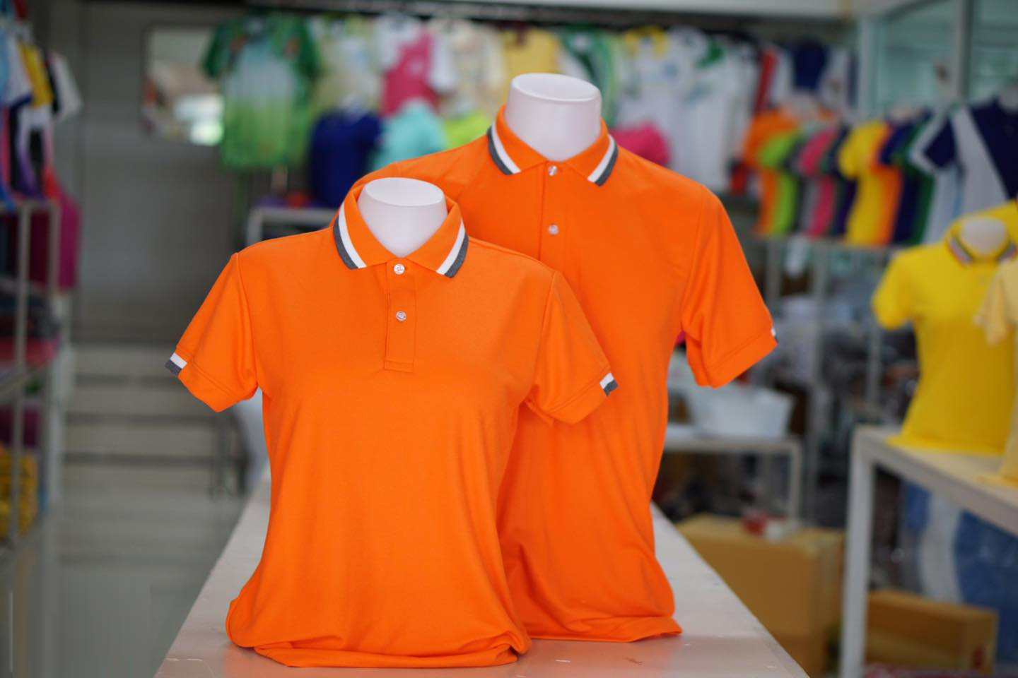 PLEN POLO เสื้อโปโล เสื้อคอปก เสื้อยูนิฟอร์ม ส้มขลิบปกเทาน้ำตาล