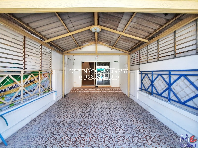 ขายทาวน์เฮ้าส์ ย่าน เคหะร่มเกล้า ราษฎร์พัฒนา น้อมเกล้า : พูนสินธานี 3 / 2 ชั้น 17 ตารางวา