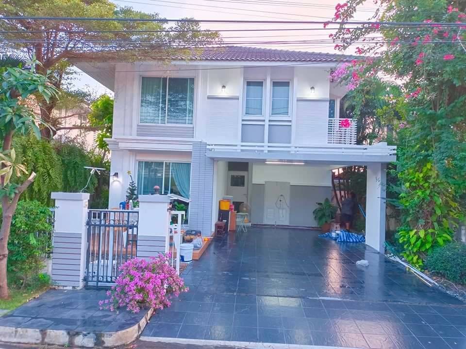 ขายบ้านเดี่ยว 2 ชั้น ม.โฮมเพลส เดอะพาร์ค วงแหวน-พระราม 9 ขนาด 3 นอน 2 น้ำ