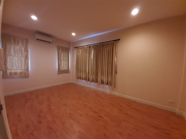 ขายบ้านเดี่ยว ไลฟ์ บางกอก บูเลอวาร์ด วงแหวน – พระราม 9 ; For Sale : Detached House @ Life Bangkok Boulevard Wongwaen – Rama 9
