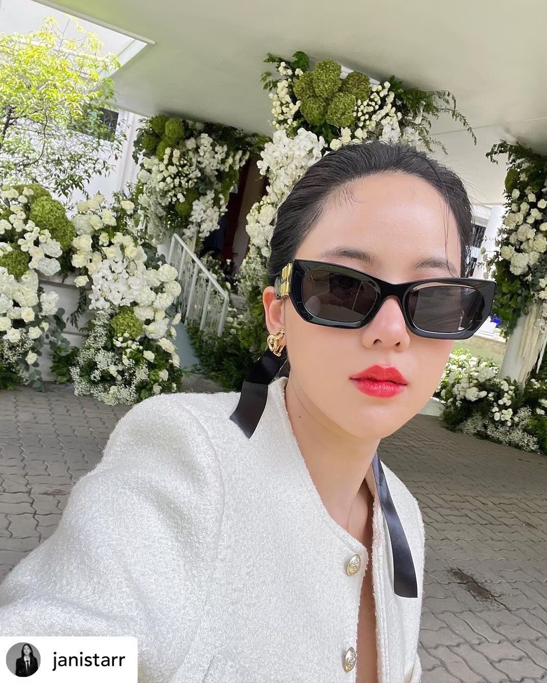 แว่นกันแดด MiuMiu Glimpse MU 09WS