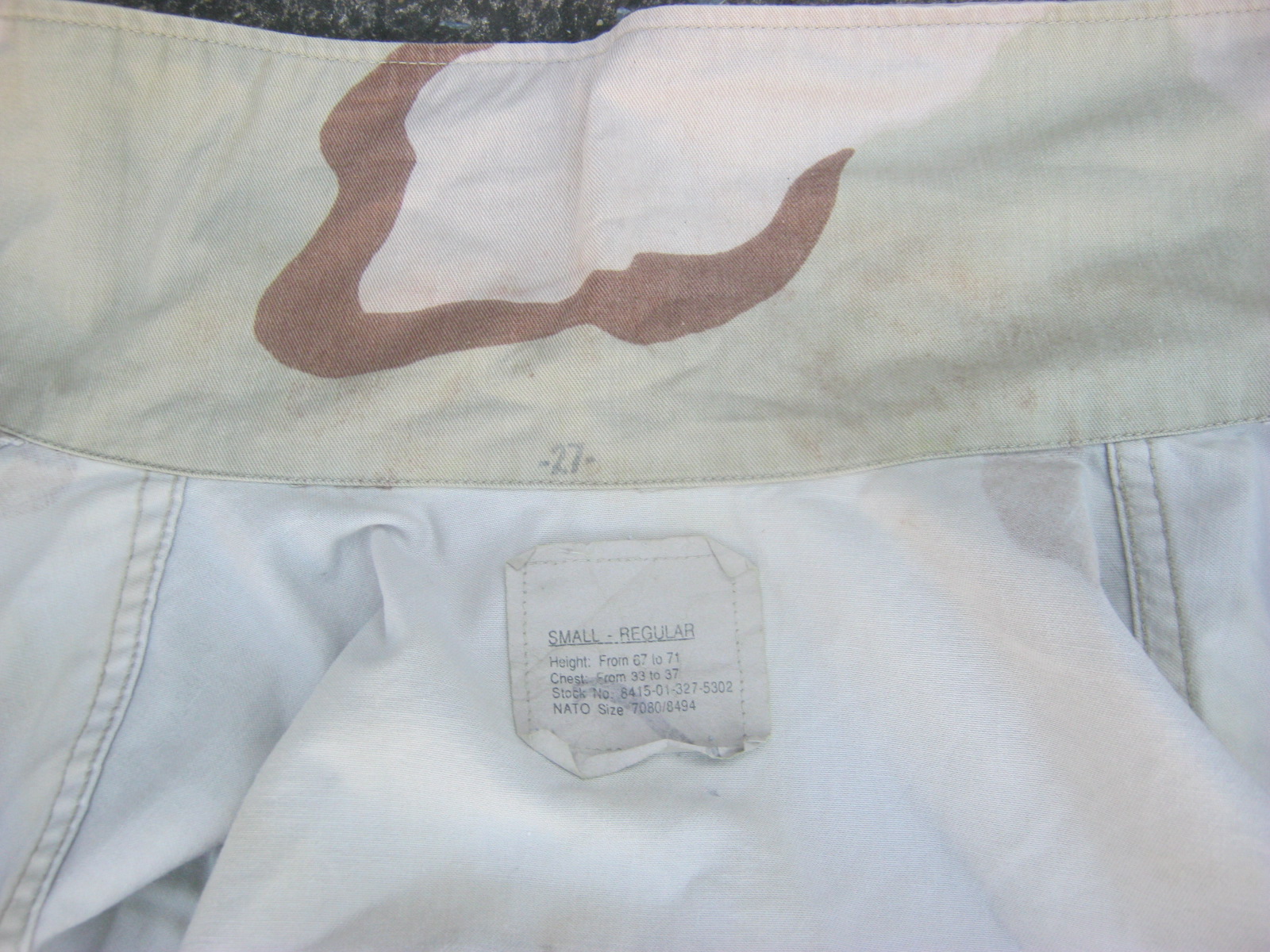 เสื้อทหารสหรัฐ ลายสามสีทะเลทราย