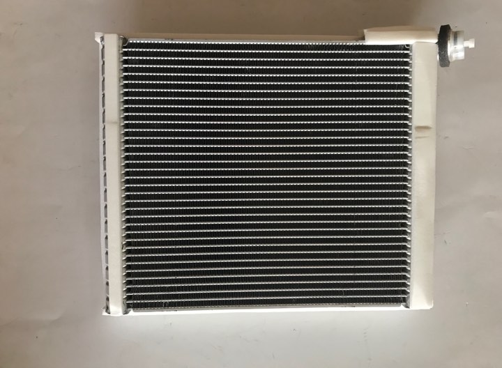 คอยล์เย็น วีโก้ , ฟอร์จูนเนอร์ , คอมมิวเตอร์ ปี 2003 - 2015 อัลติส ปี 2008 - 2012 EVA0033 DENSO รหัส TG447610-08504W Evaporator TOYOTA VIGO FORTURNER ALTIS ตู้แอร์ รังผึ้ง คอยเย็น โตโยต้า วีโก ฟอจูนเนอ พ.ศ. 2546 ถึง 2558 อะไหล่ แอร์ รถยนต์