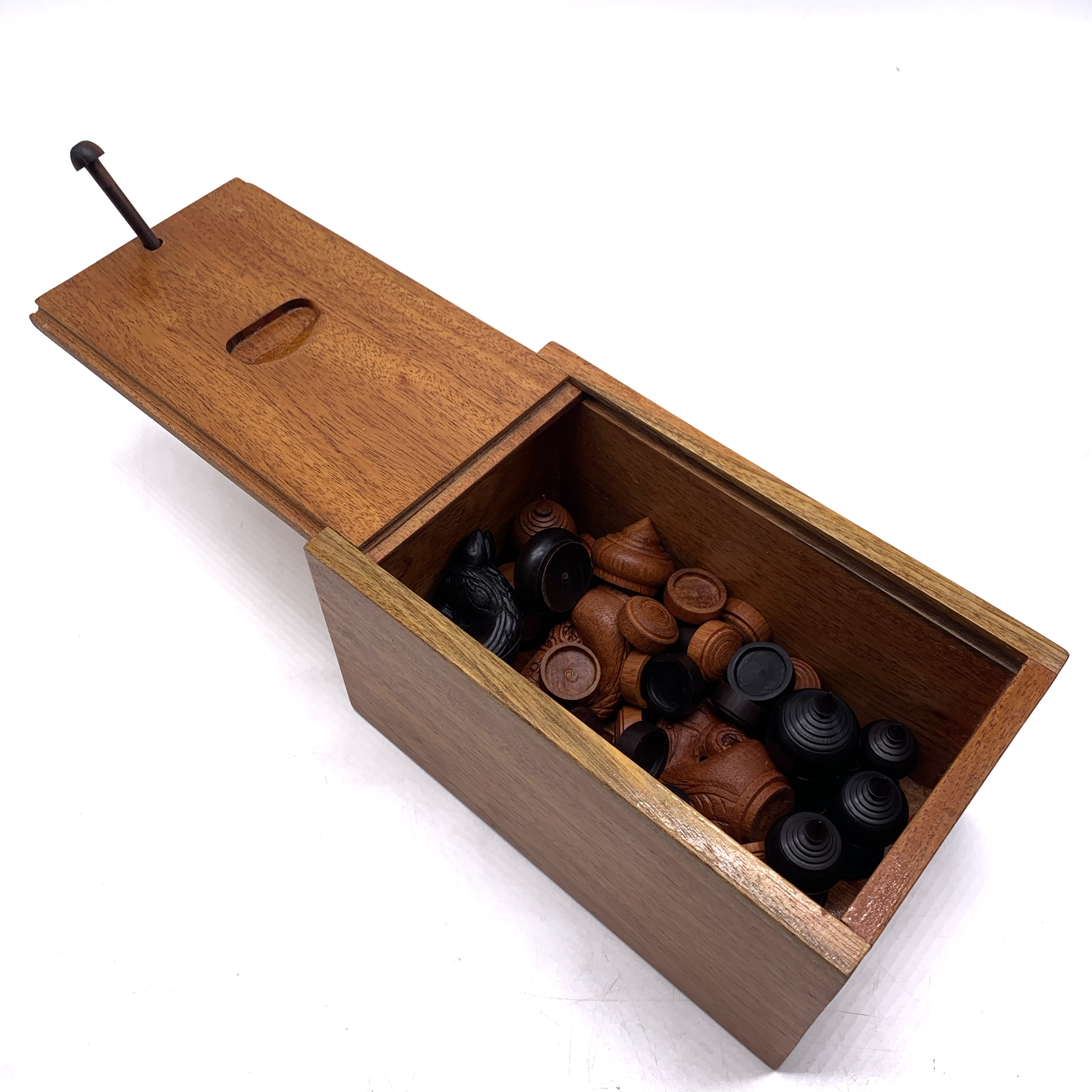 หมากรุกไทยไม้รุ่นหงส์มังกร2(กล่องไม้)