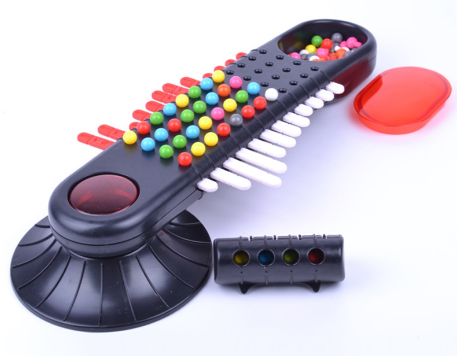 เกมถอดรหัส Mastermind / Code Breaker